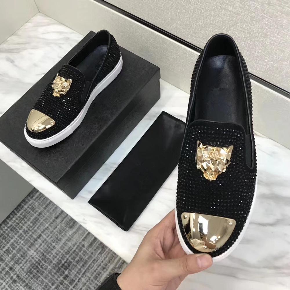 Leather casual loafers with rhinestones